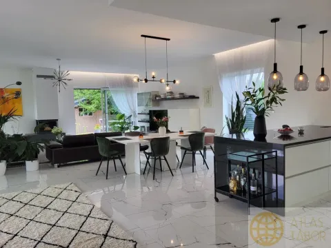 Prodej rodinného domu, Tábor - Čelkovice, U Zahrad, 235 m2