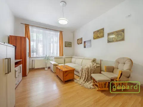 Prodej bytu 1+1, Karlovy Vary, Závodu míru, 37 m2