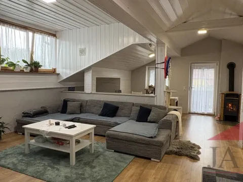 Prodej bytu 4+kk, Hausäckerstraße,Lindberg,, 92 m2