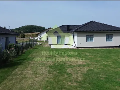 Prodej rodinného domu, Lužany, 156 m2