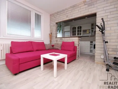 Pronájem bytu 2+kk, Břeclav, Na Valtické, 44 m2