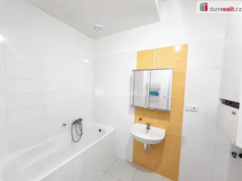 Pronájem bytu 4+kk, Chlumec, Holubova, 100 m2