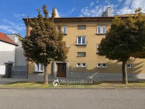 Prodej bytu 2+1, Znojmo, Hálkova, 68 m2