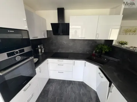 Prodej bytu 4+1, Nová Ves v Horách, 99 m2