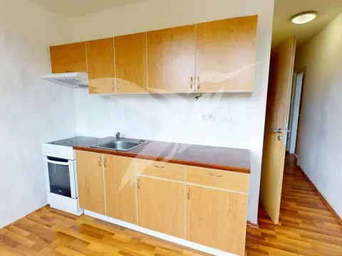 Pronájem bytu 4+1, Cheb, Americká, 86 m2