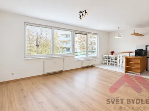 Pronájem bytu 1+kk, Praha - Vysočany, bratří Dohalských, 42 m2