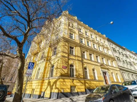 Prodej bytu 2+kk, Praha, Rybalkova, 56 m2
