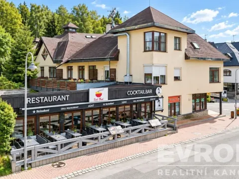 Prodej restaurace, Harrachov, 528 m2