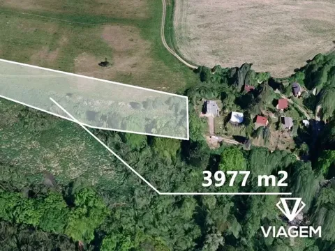 Prodej podílu pole, Kamenice, 1325 m2