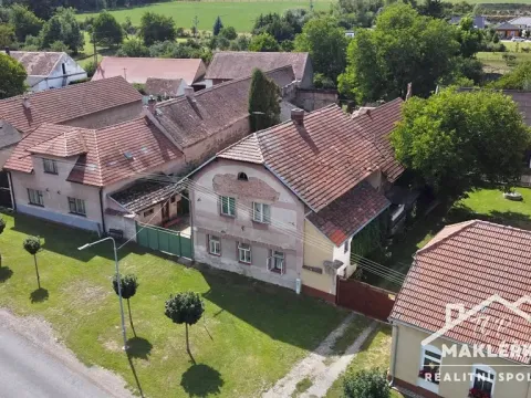 Prodej rodinného domu, Močovice, 168 m2