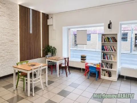 Pronájem restaurace, Praha - Čakovice, 75 m2
