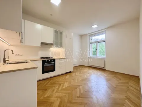 Pronájem bytu 2+kk, Praha - Bubeneč, náměstí Interbrigády, 41 m2