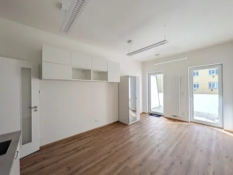 Pronájem bytu 1+kk, Brno, Komárovská, 28 m2