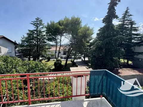 Prodej vícegeneračního domu, Krk, Chorvatsko, 265 m2