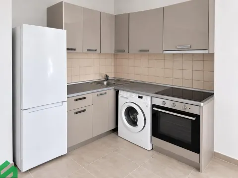 Pronájem bytu 2+kk, Praha - Libeň, V Holešovičkách, 42 m2