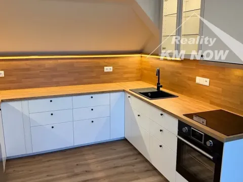 Pronájem bytu 3+kk, Kroměříž, Velké náměstí, 80 m2