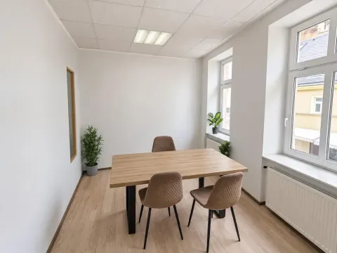 Pronájem kanceláře, Teplice, Krupská, 130 m2