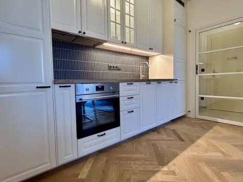 Pronájem bytu 2+kk, Praha - Vršovice, Ukrajinská, 55 m2