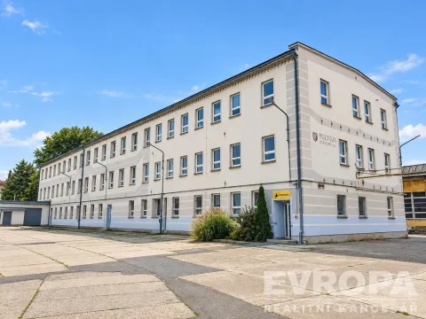 Pronájem kanceláře, Krnov, 9. května, 1 m2
