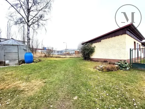 Pronájem garáže, Horní Planá, V Domkách, 17 m2