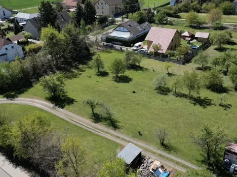 Prodej pozemku pro bydlení, Bašť, Hlavní, 742 m2