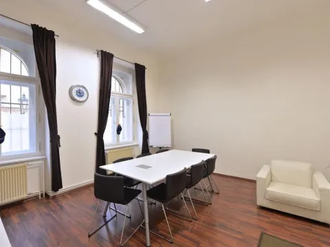 Pronájem kanceláře, Praha - Nové Město, Klimentská, 228 m2