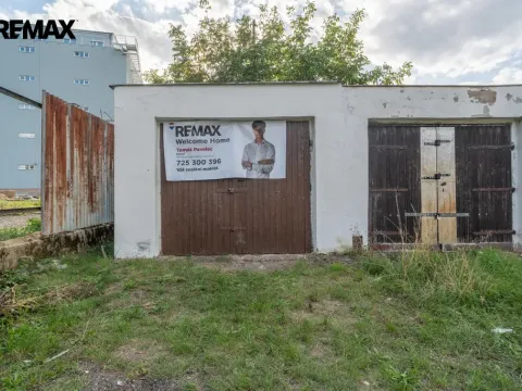Prodej garáže, Praha, Železnobrodská, 21 m2