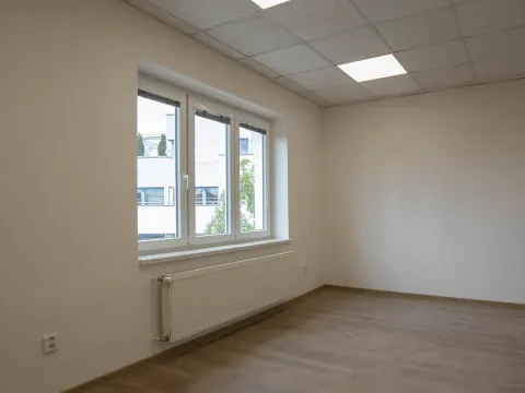 Pronájem kanceláře, Říčany, 17. listopadu, 12 m2