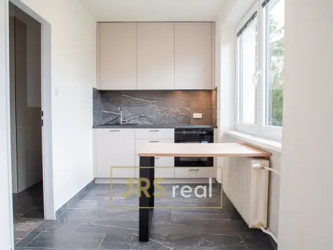 Pronájem bytu 1+kk, Veselí nad Moravou, Hutník, 32 m2