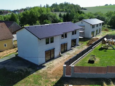 Pronájem bytu 3+kk, Mrákov, 75 m2