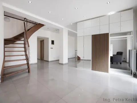 Prodej bytu 5+kk, Šlapanice, Brněnská, 154 m2
