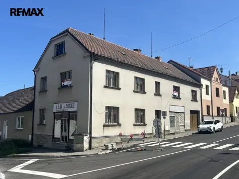 Prodej vícegeneračního domu, Postupice, náměstí Sv. Čecha, 320 m2