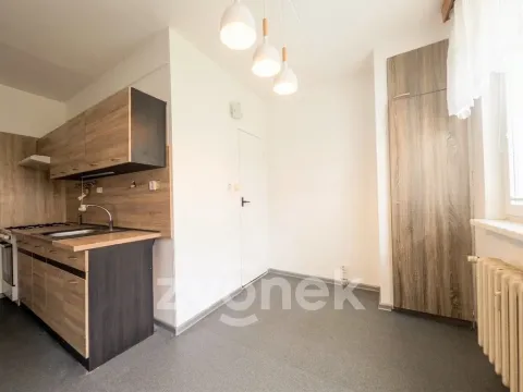 Prodej bytu 3+1, Vsetín, Bratří Hlaviců, 72 m2