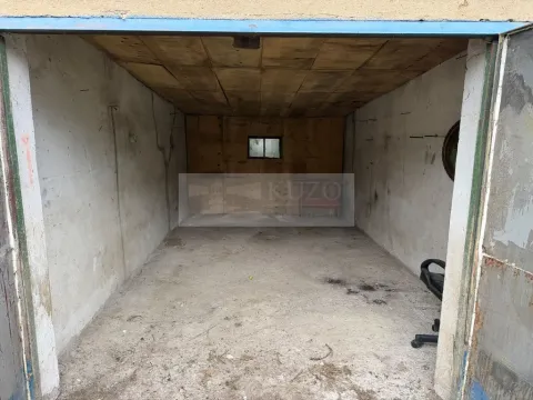 Pronájem garáže, Lužec nad Vltavou, 24 m2