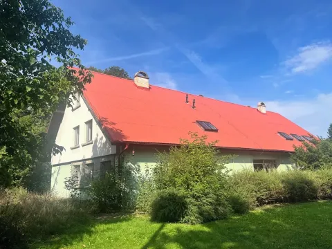 Dražba činžovního domu, Komorní Lhotka, 1000 m2