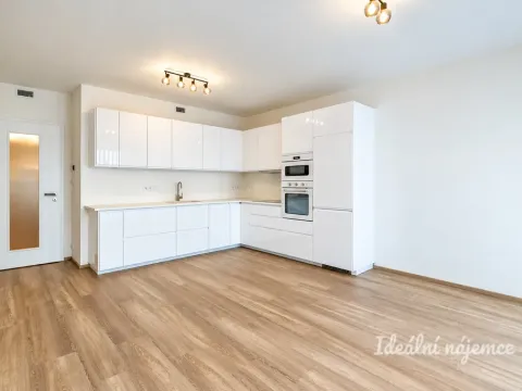 Prodej bytu 2+kk, Praha - Hloubětín, Poděbradská, 53 m2