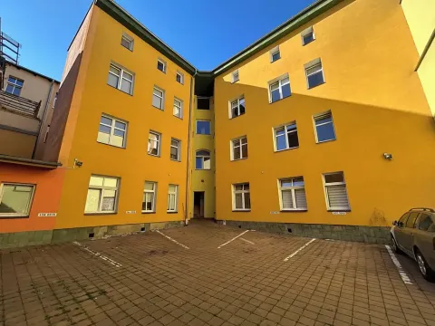 Pronájem bytu 2+kk, Teplice, Školní, 45 m2