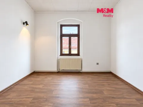 Pronájem kanceláře, Klášterec nad Ohří, Chomutovská, 9 m2