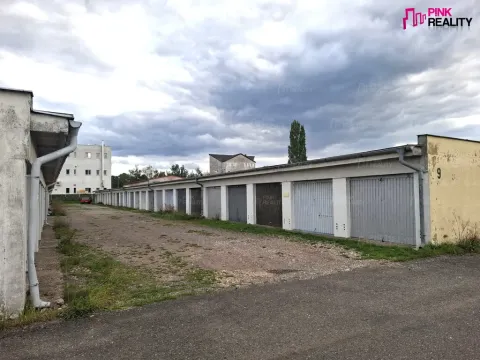 Prodej garáže, Hradec Králové, U Mostku, 16 m2