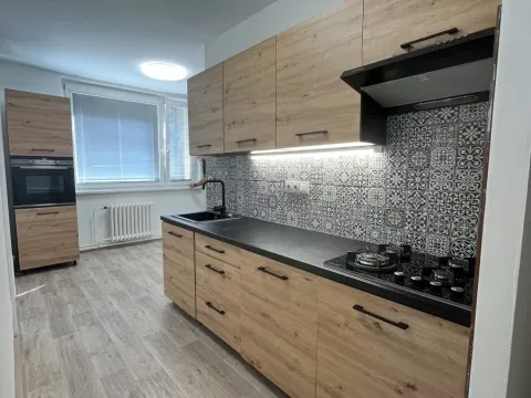 Pronájem bytu 3+1, Slušovice, Padělky, 72 m2