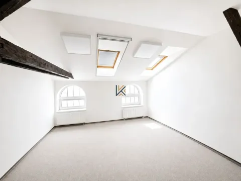 Pronájem kanceláře, Praha - Smíchov, Nádražní, 45 m2