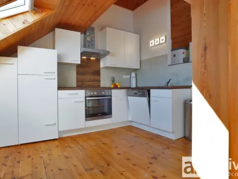 Pronájem bytu 2+kk, Chrášťany, Plzeňská, 69 m2