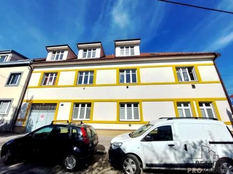 Pronájem kanceláře, Praha, Na mokřině, 30 m2