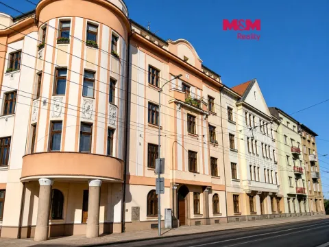 Prodej bytu 2+kk, Pardubice - Bílé Předměstí, Bubeníkova, 49 m2