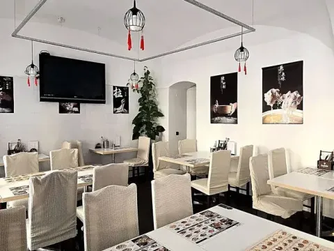 Pronájem restaurace, Praha - Karlín, Sokolovská, 188 m2