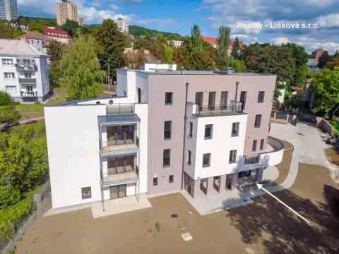 Pronájem atypického bytu, Ústí nad Labem, Bělehradská, 56 m2