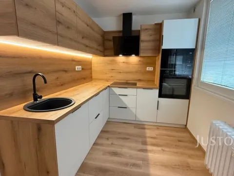 Pronájem bytu 3+1, Teplice, Karla Čapka, 82 m2