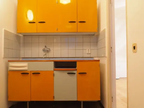 Pronájem bytu 1+1, Brno - Lesná, Halasovo náměstí, 30 m2