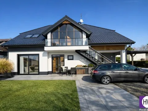 Prodej činžovního domu, Horní Planá, 340 m2