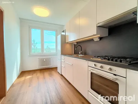 Pronájem bytu 3+1, Brno, ulice Kosmonautů, 80 m2